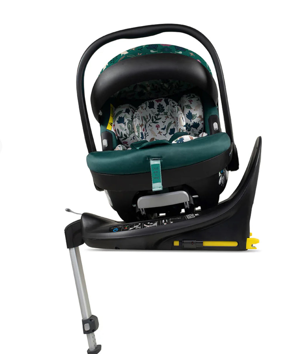 Acorn 2 I-size New Born Bundle