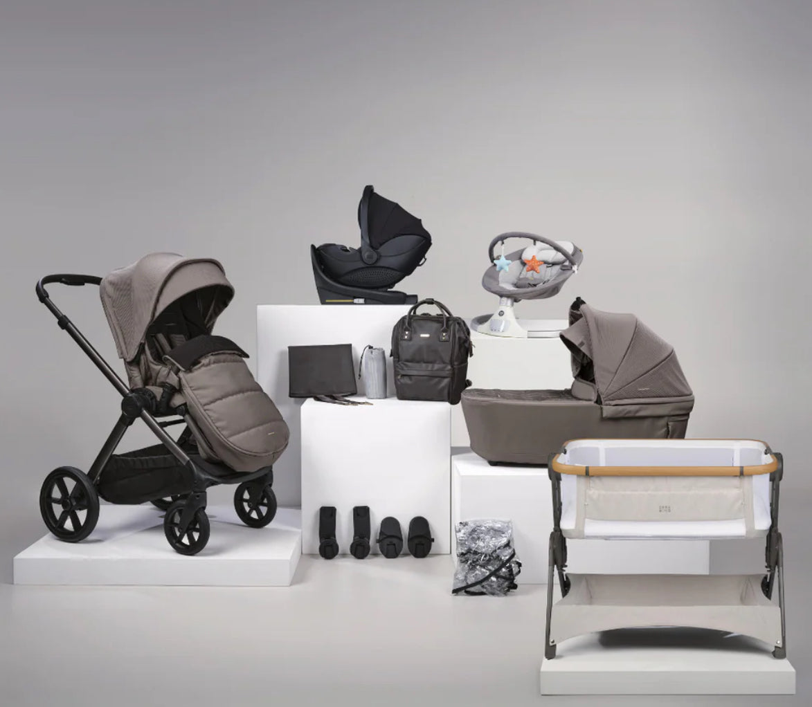 Bababing 16 piece Raffi MK11 with Hera Verto Spin Car Seat + Base