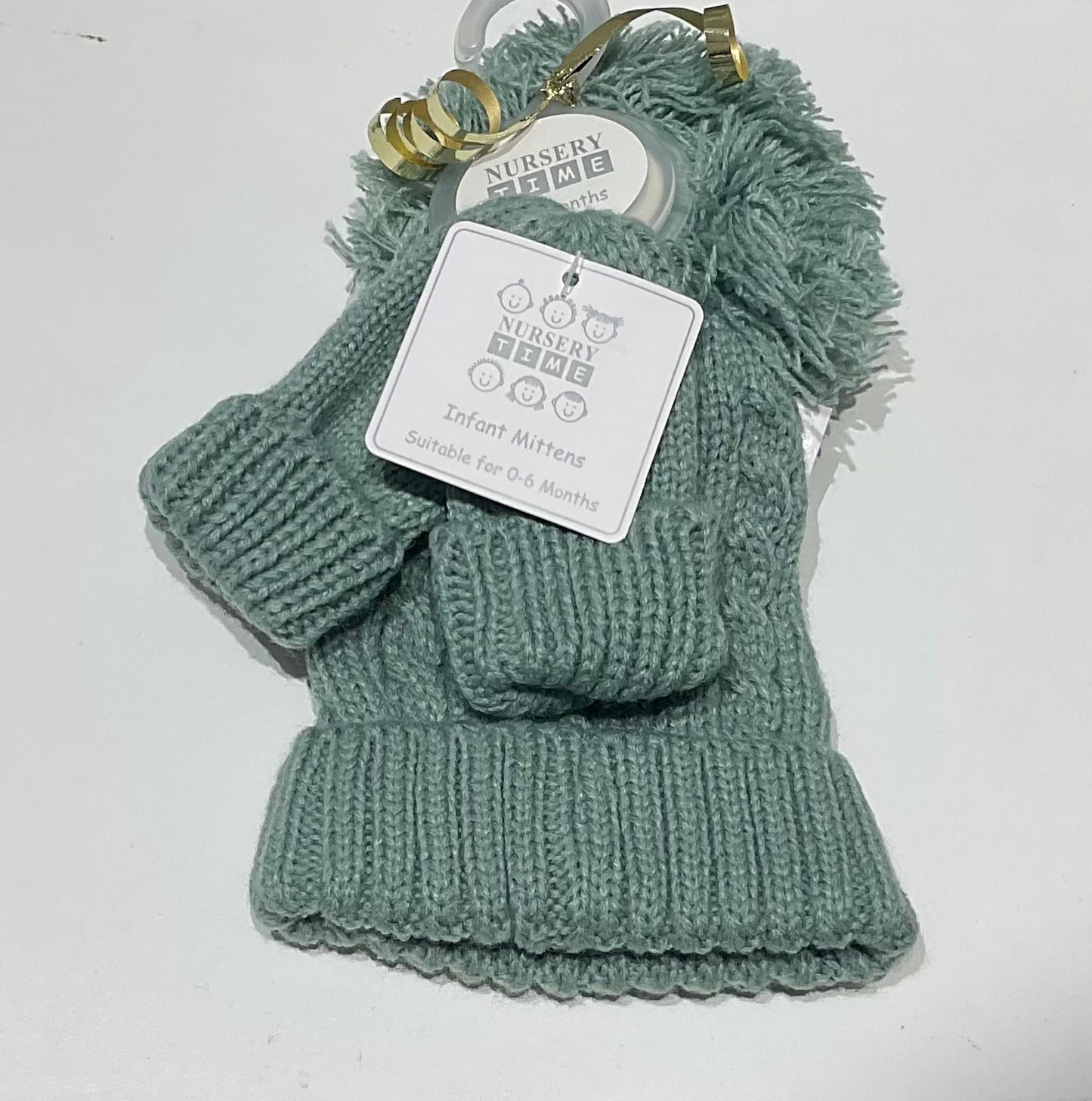 Newborn Hat & Mitt Set